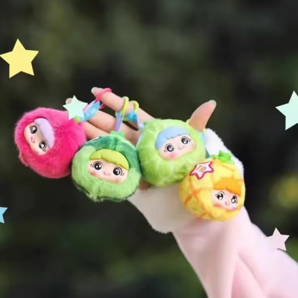 Fun Fruits Yellow Accessory - Picture 2 of 11